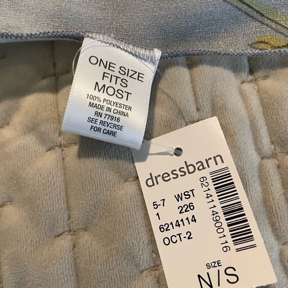 Dress Barn Floral Scarf in blue and Yellow new - Picture 6 of 8